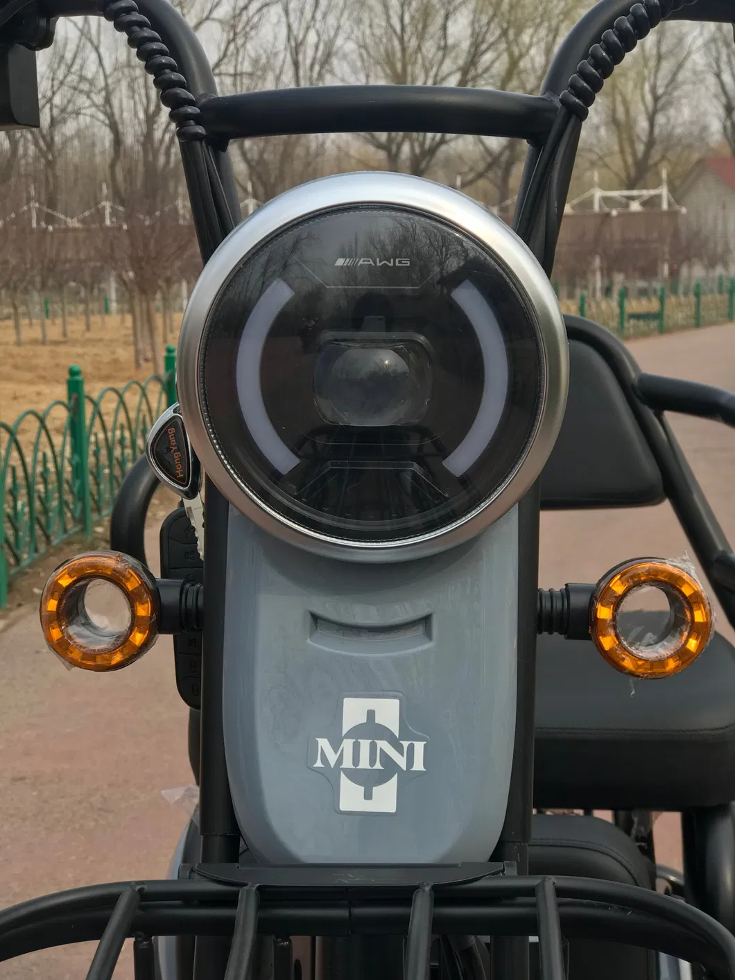 2021 New Family Parent-Child Travel Electric Tricycle