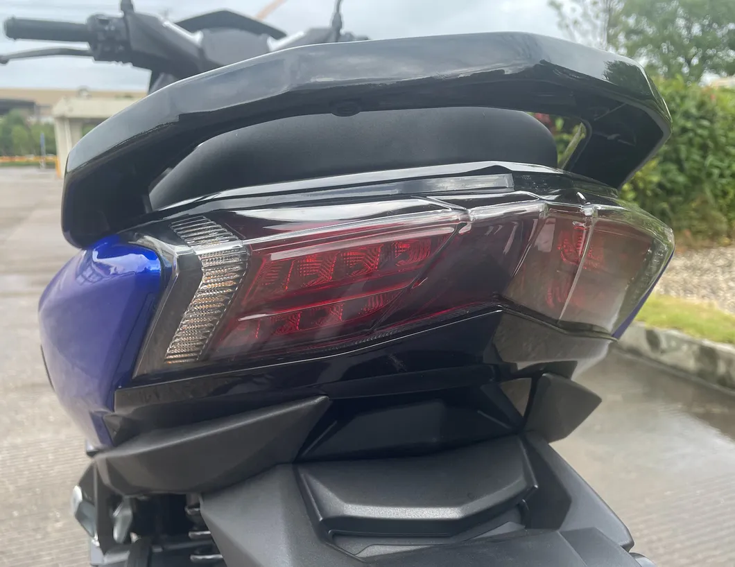 2022 New Model Q-Max Gas Scooter Water Cooling 150cc