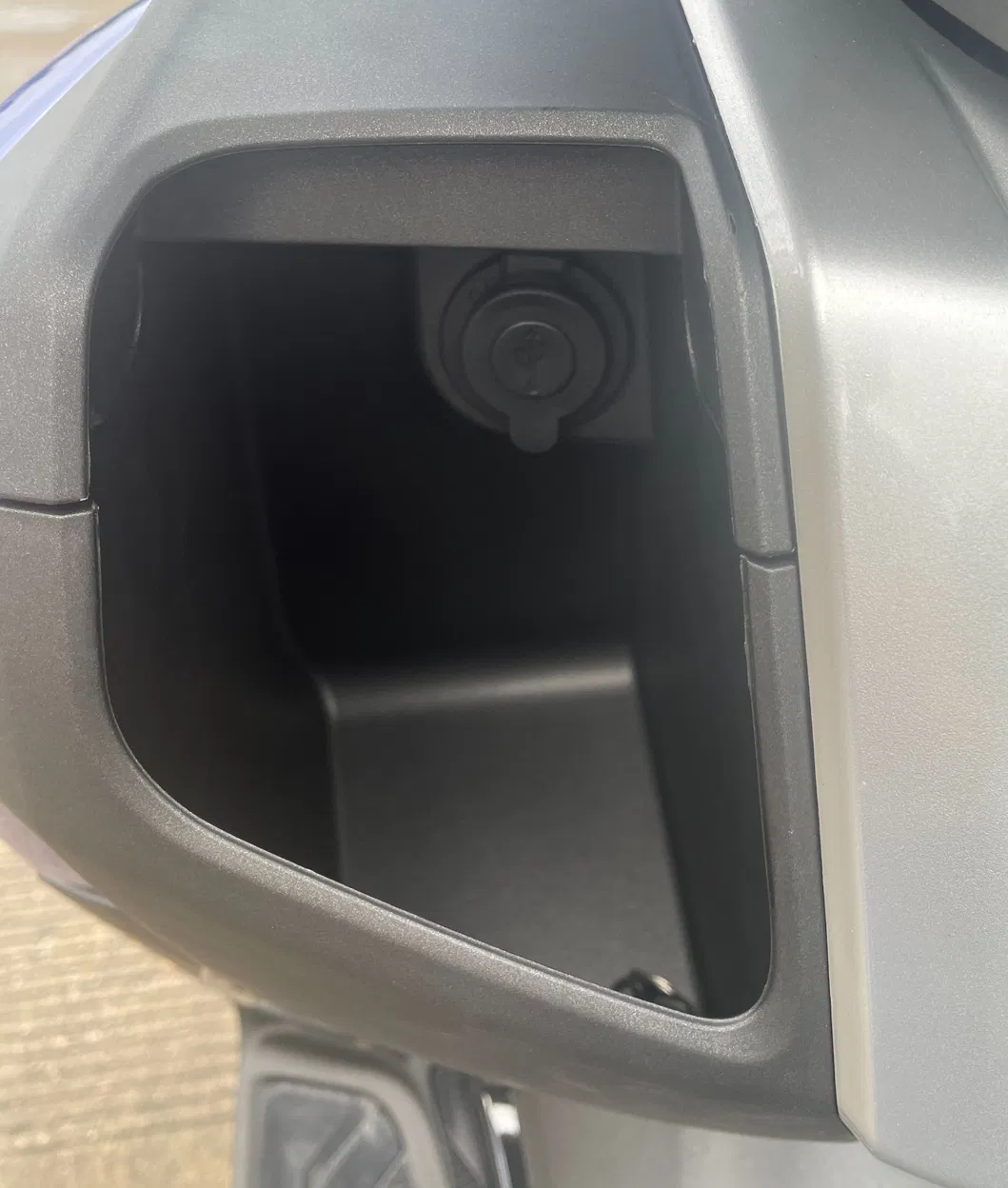 2022 New Model Q-Max Gas Scooter Water Cooling 150cc