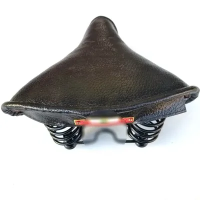 Manufacturers Direct Sales of Old Bicycles and Mountain Bike Saddles