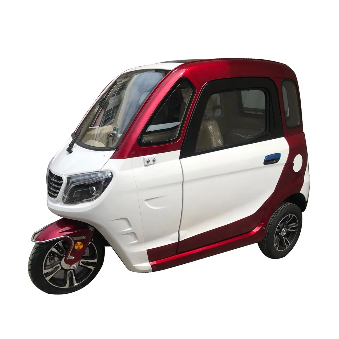 New Type Europe E-MARK Cheap Passenger Three Wheel Closed Motorcycle Electric Tricycle Taxi Rickshaw Cabin Car with EEC/Coc Certificate